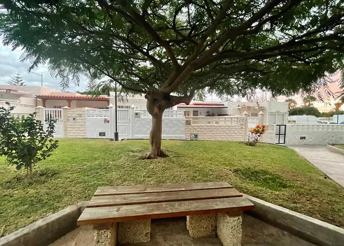 Cozy Costa Del Silencio